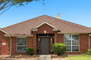 1033 Suffolk Ln, Cedar Hill, TX 75104 - Photo 2