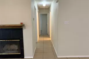 1021 Olivewood Ln, Fort Worth, TX 76140 - Photo 6