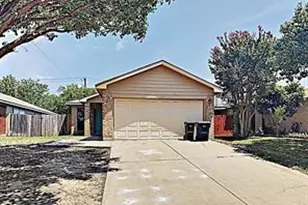 1021 Olivewood Ln, Fort Worth, TX 76140 - Photo 1