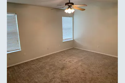 1021 Olivewood Lane, Fort Worth, TX 76140 - Photo 8