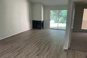 810 Clarissa Pl, Garland, TX 75040 - Photo 4