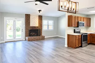 4915 S Prairieview Ct, Arlington, TX 76017 - Photo 6