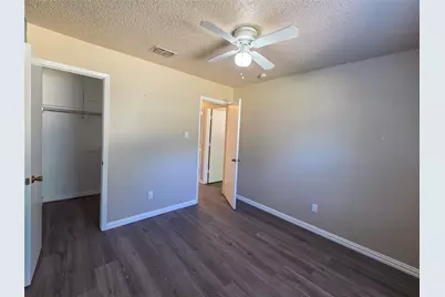 4915 S Prairieview Court, Arlington, TX 76017 - Photo 16