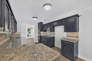 1450 Juniper Ln, Lewisville, TX 75077 - Photo 16
