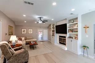 703 Willow Brook Dr, Allen, TX 75002 - Photo 4