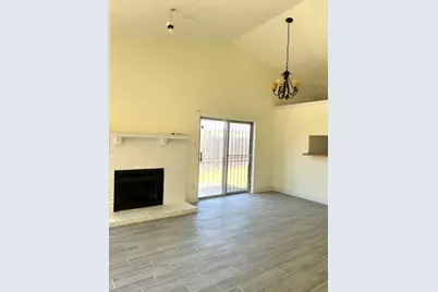 380 Ancestry Lane, Dallas, TX 75217 - Photo 2