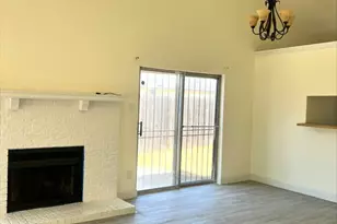 380 Ancestry Ln, Dallas, TX 75217 - Photo 2