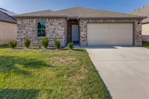 620 Bronze Forest Dr, Fort Worth, TX 76131 - Photo 1