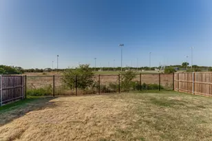 620 Bronze Forest Dr, Fort Worth, TX 76131 - Photo 22