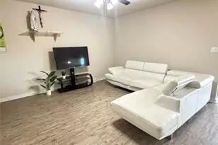 2837 Mesquite Rd, Fort Worth, TX 76111 - Photo 4