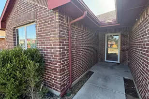 2837 Mesquite Rd, Fort Worth, TX 76111 - Photo 1