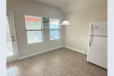 2837 Mesquite Road, Fort Worth, TX 76111 - Photo 6