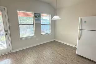 2837 Mesquite Rd, Fort Worth, TX 76111 - Photo 6