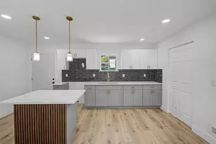 2841 Langston St, Fort Worth, TX 76105 - Photo 2