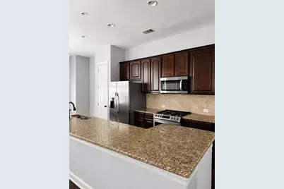 627 Senda #58, Irving, TX 75039 - Photo 2