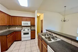 848 Mirabell Ct, Arlington, TX 76015 - Photo 14