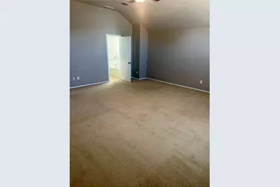 3231 Yeltes, Grand Prairie, TX 75054 - Photo 10