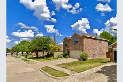 3231 Yeltes, Grand Prairie, TX 75054 - Photo 2