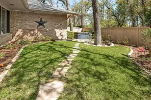 805 Crowley Rd, Arlington, TX 76012 - Photo 26