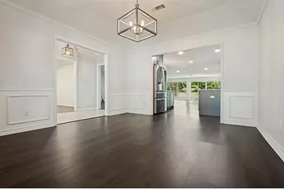 805 Crowley Road, Arlington, TX 76012 - Photo 8