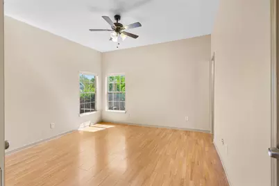 1235 E Leuda Street, Fort Worth, TX 76104 - Photo 6