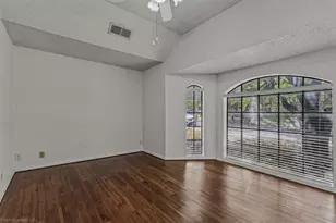 5715 Victor St, Dallas, TX 75214 - Photo 14
