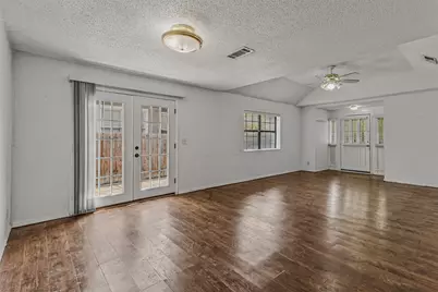 5715 Victor Street, Dallas, TX 75214 - Photo 4