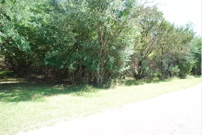 35033 Oakwood Drive, Whitney, TX 76692 - Photo 8
