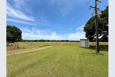 533 Redbird Lane, Bowie, TX 76230 - Photo 6