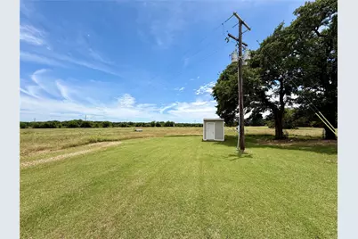 533 Redbird Lane, Bowie, TX 76230 - Photo 32