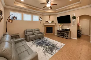 5801 Mira Lago Ln, Arlington, TX 76017 - Photo 6