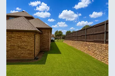5801 Mira Lago Lane, Arlington, TX 76017 - Photo 16