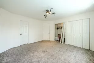 1202 Driftwood Dr, Euless, TX 76040 - Photo 16