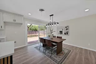 2505 Hollywood Dr, Arlington, TX 76013 - Photo 12