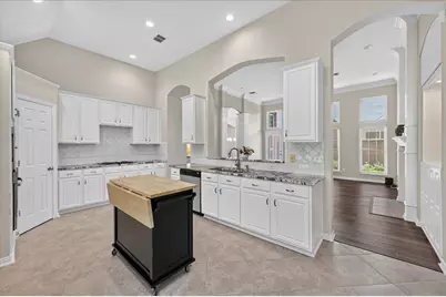 10307 Perkins Drive, Irving, TX 75063 - Photo 12