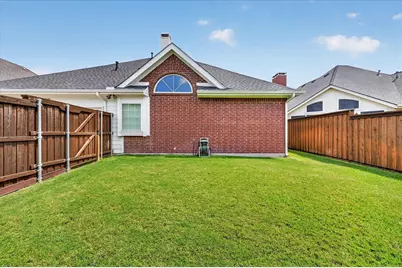 10307 Perkins Drive, Irving, TX 75063 - Photo 30