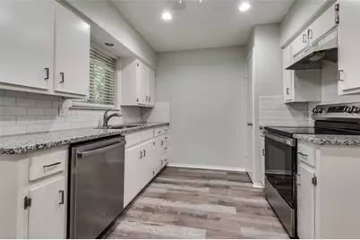 1902 Glenwick Lane, Irving, TX 75060 - Photo 4