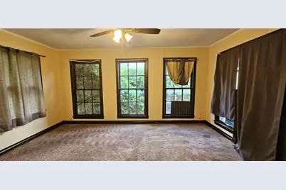 401 E Pine Street, Edgewood, TX 75117 - Photo 12
