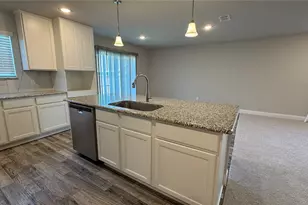 621 Quail Mdws Dr, Cleburne, TX 76031 - Photo 6