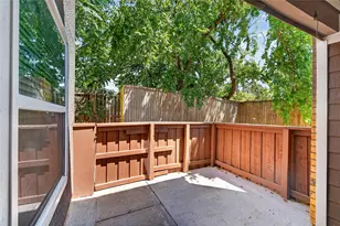 9170 Forest Ln, Dallas, TX 75243 - Photo 20