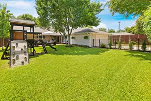 7617 La Risa Dr, Dallas, TX 75248 - Photo 36