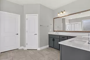 3455 Hidden Holw Dr, Grand Prairie, TX 76065 - Photo 16