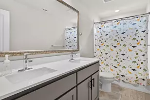 3455 Hidden Holw Dr, Grand Prairie, TX 76065 - Photo 14