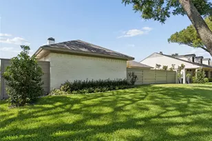 1321 Chesterton Dr, Richardson, TX 75080 - Photo 2