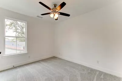 2928 Livingston Avenue, Fort Worth, TX 76110 - Photo 16