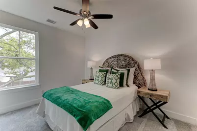 2928 Livingston Avenue, Fort Worth, TX 76110 - Photo 18