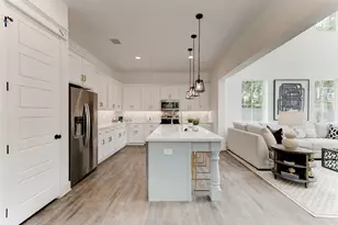 2928 Livingston Ave, Fort Worth, TX 76110 - Photo 2