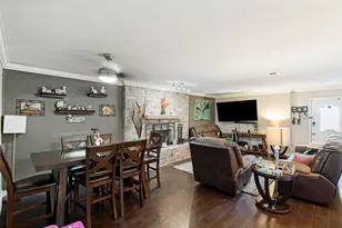 3802 Yellowstone St, Irving, TX 75062 - Photo 6