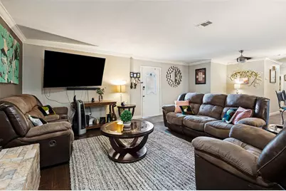3802 Yellowstone Street, Irving, TX 75062 - Photo 4