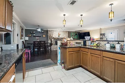 3802 Yellowstone Street, Irving, TX 75062 - Photo 10